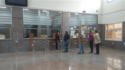 تجاوز تطويرها 100 مليون جنيه.. نائب محافظ البحيرة تتفقد محطة سكة حديد دمنهور | صور