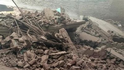 انهيار منزل مكون من طابقين دون خسائر في الأرواح بسوهاج | صور