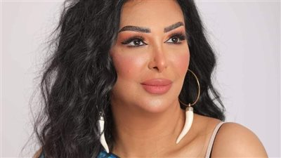 شاهيناز: فخورة بشغلي مع محمد رمضان ومهاجموه من أعداء النجاح 