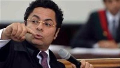 مستشار قناة السويس: الأمريكان اقترحوا على الفريق أسامة ربيع شطر السفينة إيفرجيفن بعد جنوحها لنصفين