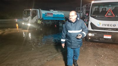 رئيس صرف الإسكندرية: الأمطار وصلت لغزيرة وطوارئ الشركة مستمرة