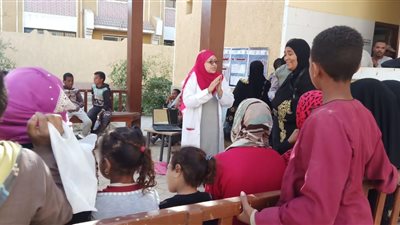 الكشف على ألف و371 مواطنا في قافلة طبية مجانية بقرية عزبة جبريل بقنا