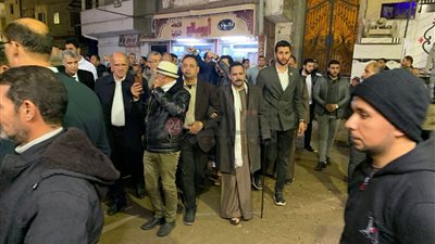 نائب رئيس حزب مستقبل وطن يؤم المصلين بصلاة جنازة الإعلامي سيد موسى