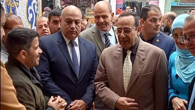 محافظ شمال سيناء يفتتح معرضًا للسلع الغذائية بأسعار مخفضة │ صور
