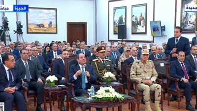 السيسي: انتم متعرفونيش في الفلوس عامل إزاي.. الفقير معندهوش إلا يخلي باله من كل مليم 