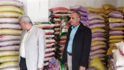 التحفظ على 7.5 طن أرز وتحرير محاضر لمخالفات تموينية في الواسطى ببني سويف