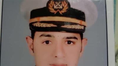 أول تعليق من شقيق القبطان المصري المفقود بالبحر الأسود: النار مسكت في أخويا وننتظر العثور عليه | خاص 
