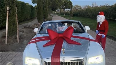 جورجينا تهدي كريستيانو رونالدو سيارة رولز رويس Boat Tail.. بـ 28 مليون دولار