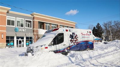  كارثة تحدث مرة في العمر.. عاصفة ثلجية قوية تسببت في مقتل ما لا يقل عن 30 بأمريكا