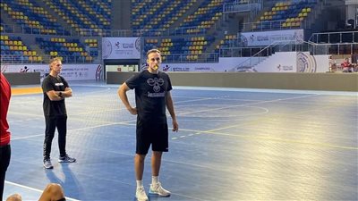 اليوم.. منتخب مصر لكرة اليد يتجه إلى رومانيا استعدادًا لبطولة العالم 