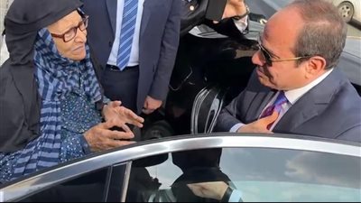 تنفيذًا لتوجيهات السيسي.. السيدة نوال تجري فحوصات طبية للاطمئنان على صحتها| خاص