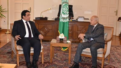أمين جامعة الدول العربية لـ رئيس المجلس الرئاسي الليبي: مستعدون لتقديم الدعم لـ إجراء انتخابات رئاسية