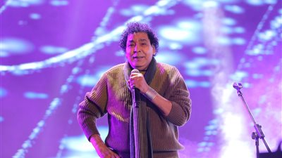 اليوم.. حفل محمد منير في التجمع الخامس احتفالًا برأس السنة