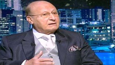 أستاذ الإدارة الاستراتيجية: على الدولة أن تضرب بيد من حديد على محتكري السلع