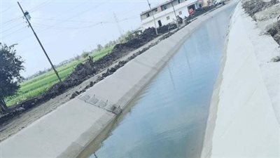 محافظ الشرقية: 77 مليون جنيه لـ تبطين ترعتين بمدينة كفر صقر | صور