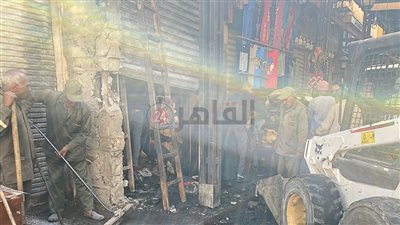 حريق داخل السوق السياحي بالأقصر دون خسائر في الأرواح| صور