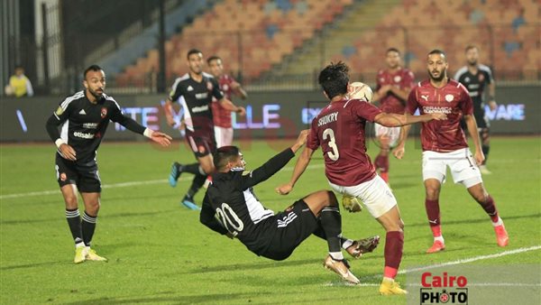 الأهلي وسيراميكا