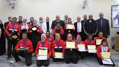 محافظ الوادي الجديد يكرّم أبطال الأولمبياد الخاص | صور
