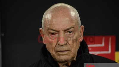 رسائل متبادلة بين فيريرا ومدرب أسوان.. والبرتغالي: ياريت تلعبوا كده أمام الأهلي