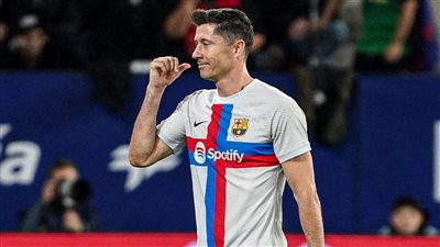 رسميًا.. برشلونة يعلن تفاصيل إصابة ليفاندوفسكي