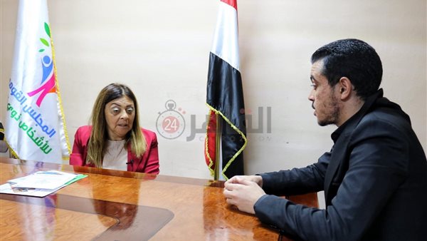 صحفي القاهرة 24 مع