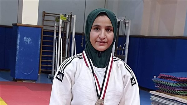 الطالبة هاجر جمال