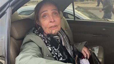 انهيار تيسير فهمي بعد فقدان شقيقها الرابع في أقل من عامين: بيمشوا كلهم