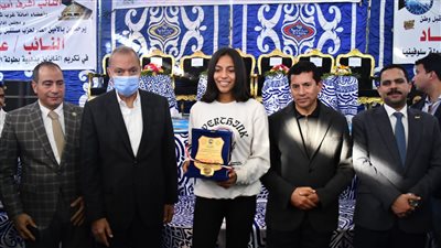 وزير الرياضة ومحافظ القليوبية يكرمان أبطال مركز شباب بيجام الفائزين ببطولة العالم للكاراتيه التقليدي