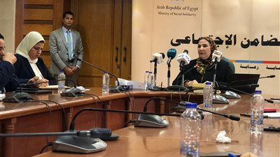 وزيرة التضامن: نستهدف إقامة 20 معرضا لـ ديارنا للتراث اليدوي خلال 2023 