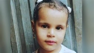 القبض على سيدة قتلت طفلة وسرقت قرطها الذهبي في سوهاج