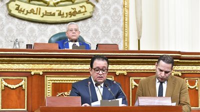 ليس له علاقة بالتعديل الوزاري.. رئيس لجنة النقل بالنواب يفسر قرار تفويض مسؤول في بعض اختصاصات كامل الوزير 