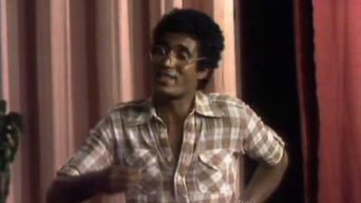 أزهري يهاجم مسرحيتي العيال كبرت ومدرسة المشاغبين: تهدمان المجتمع