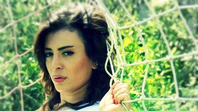 وفاء قمر: زمان كنت برفض أقدم أدوار جريئة.. ودلوقتي خبرتي زادت وفهمت أن التمثيل مافيهوش خطوط حمراء