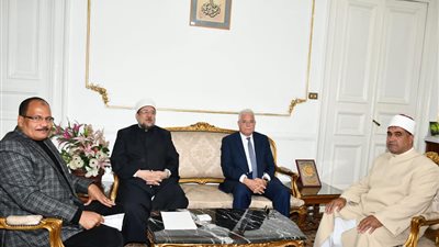 وزير الأوقاف ومحافظ جنوب سيناء يناقشان خطة الدعوة والاستعداد لشهر رمضان بالمحافظة