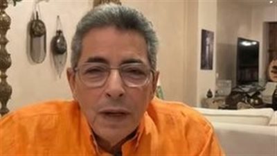 متابع لـ محمود سعد: الفلوس أفضل ولا النفوس؟.. والأخير: الدنيا بتزقك على حاجات وحشة 