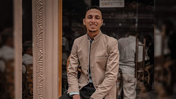 الطالب أحمد إبراهيم