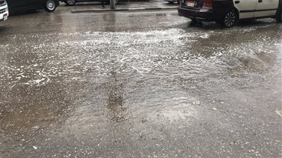 أمطار تحول شوارع المنصورة إلى برك من المياه | صور