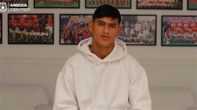 كريستو وخالد مرتجي يصلان مطار القاهرة.. واللاعب يخضع لفحص طبي جديد اليوم