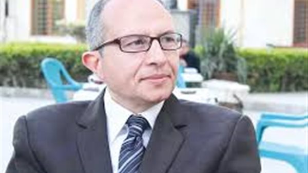 منير عتيبة رئيس مختبر