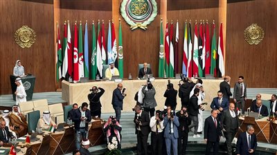 الجامعة العربية تقرر تنكيس الأعلام 3 أيام حدادا على أرواح شهداء مجزرة مستشفى المعمداني