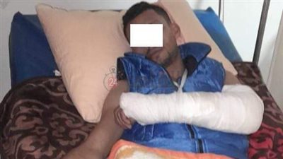 أب ونجله يعتديان بالضرب على شاب منعهما من التحرش بزوجته في الغربية