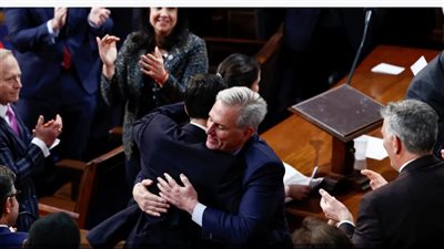 في الجولة الـ 15 للتصويت.. مكارثي يفوز برئاسة مجلس النواب الأمريكي