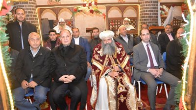 محافظ أسيوط يزور الدير المحرق بالقوصية ومطرانية منفلوط لتقديم التهنئة بعيد الميلاد 