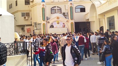 إجراءات أمنية مشددة لتأمين الكنائس في احتفالات عيد الميلاد بالغردقة