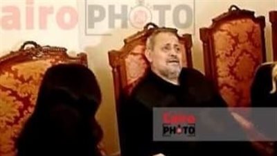 الصدمة تسيطر على جورج وسوف في عزاء نجله وديع.. ونجوم الفن يواسونه | بث مباشر