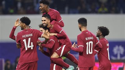 منتخب قطر يضرب الكويت بثنائية نظيفة في خليجي 25