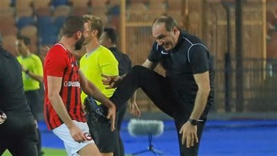 علي ماهر يكشف حقيقة مفاوضات الأهلي لضم عمر كمال