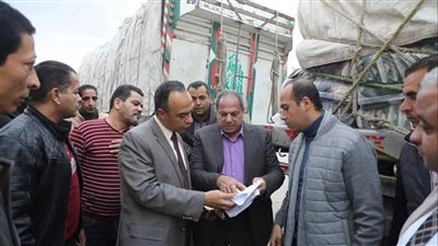 ضبط سيارة نقل محملة بـ 58 طن أرز تمويني مخالفة لخط السير داخل محافظة المنيا 