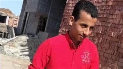 سقطت عليه عارضه.. تفاصيل مصرع شاب أثناء لعب كرة القدم بكفر الشيخ 