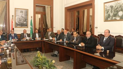 الوفد يفصل في إدلاء 4 أعضاء بتصريحات مسيئة عن الحزب غدًا